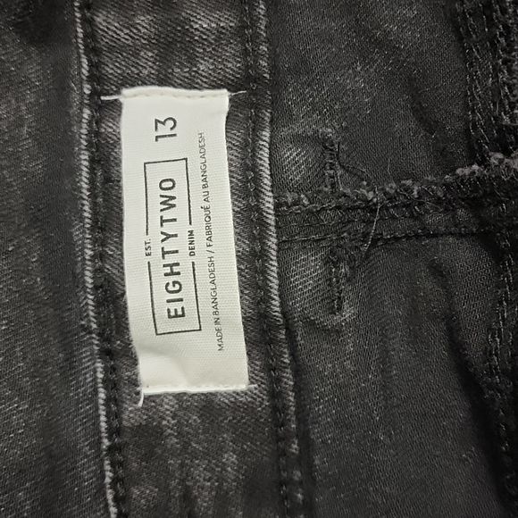 Eighty Two Denim overall shorts size 13 - Picture 3 of 7